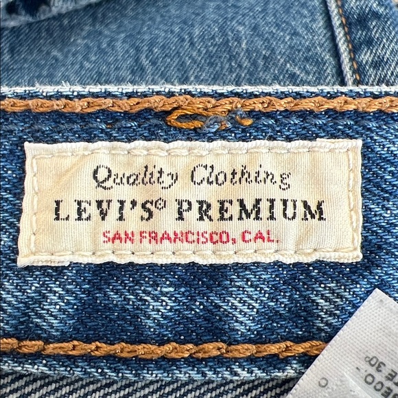 Levi's 501 Quality Premium Straight Blue Jeans - Picture 11 of 13